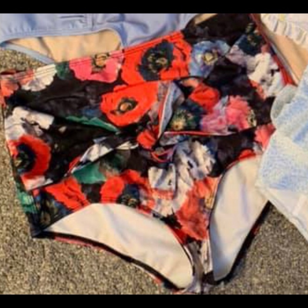 DISO Poppy print bottoms Kortni Jeane